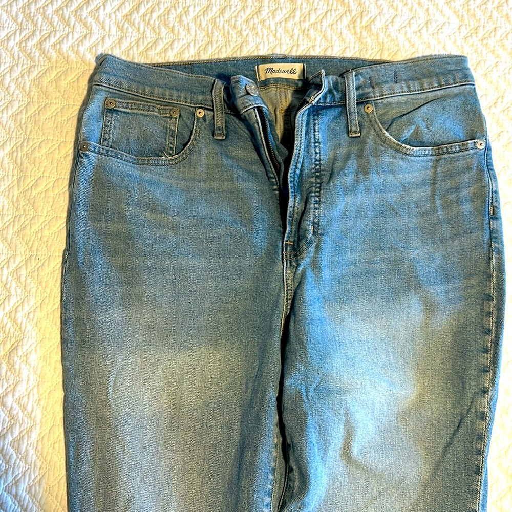 Madewell The Perfect Vintage Jean size 31 raw hem light wash